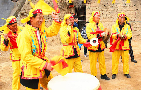 山西方山：古村落里年味濃 幸福生活“扭”起來