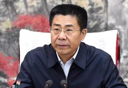 呂梁市委書記孫大軍要志存高遠，堅定理想信念，把個人的理想追求融入黨和國家事業之中，增強報效祖國、建設家鄉的責任感，做有理想、有追求的有志青年。[詳細]