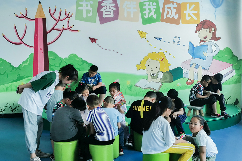 山西高平：雙職工子女暑期公益課堂開課