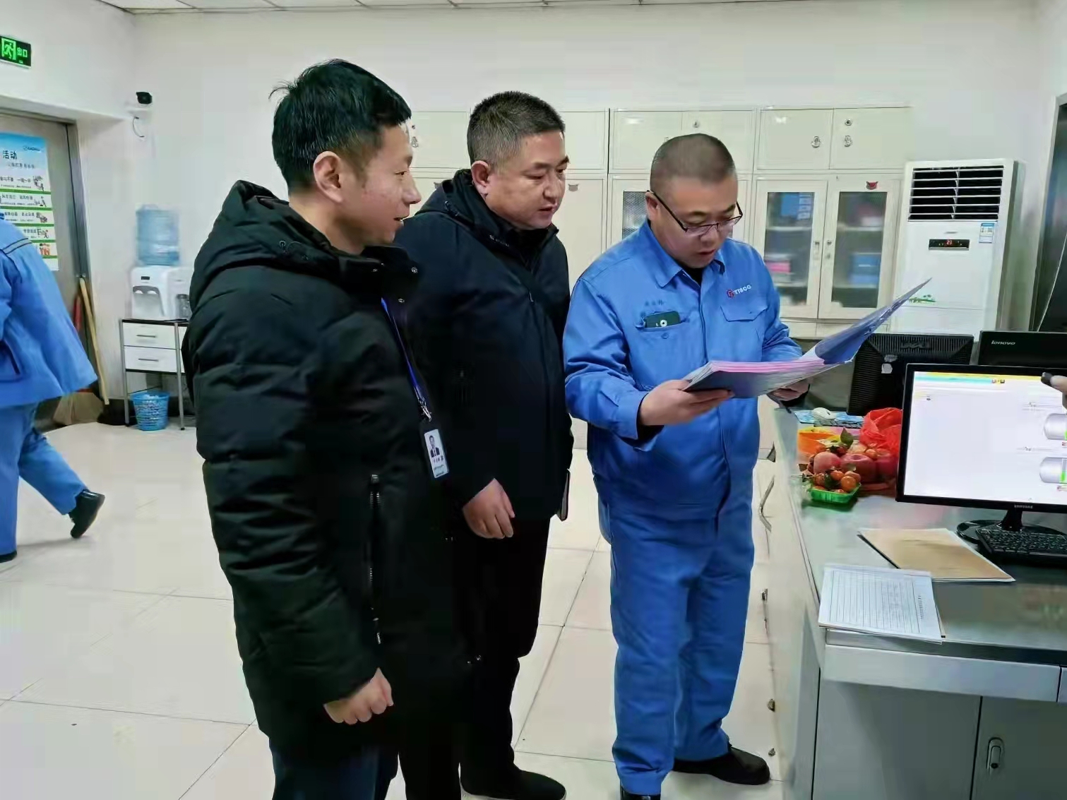 ڿ՚h|xBhF܊@^꡾5