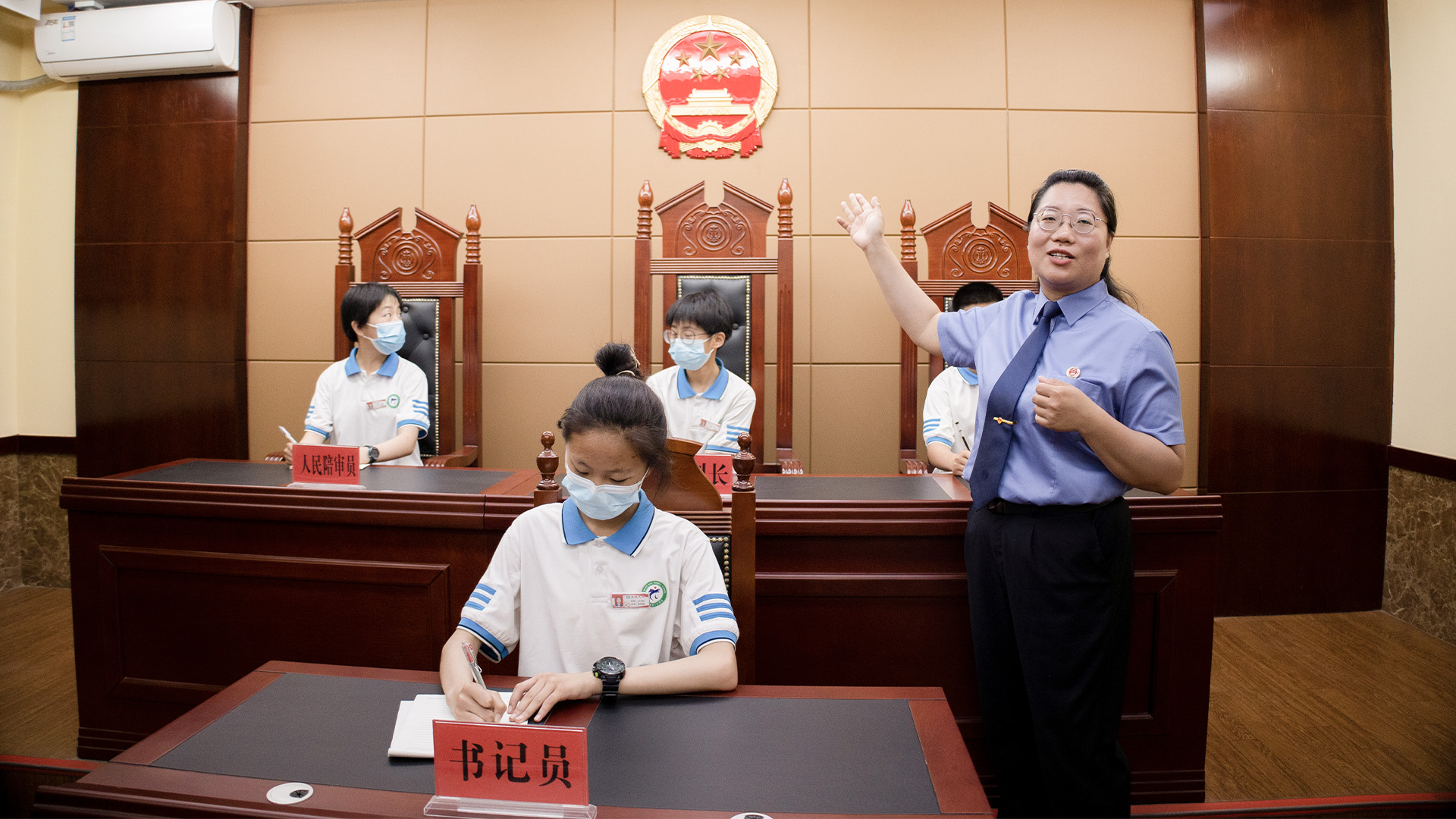 讓法治與愛一路“童”行【6】