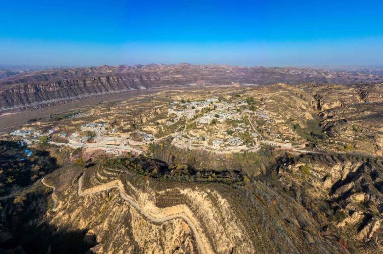 臨縣孫家溝獨具特色的明清建筑群，使李家山村成為中國歷史文化名村。