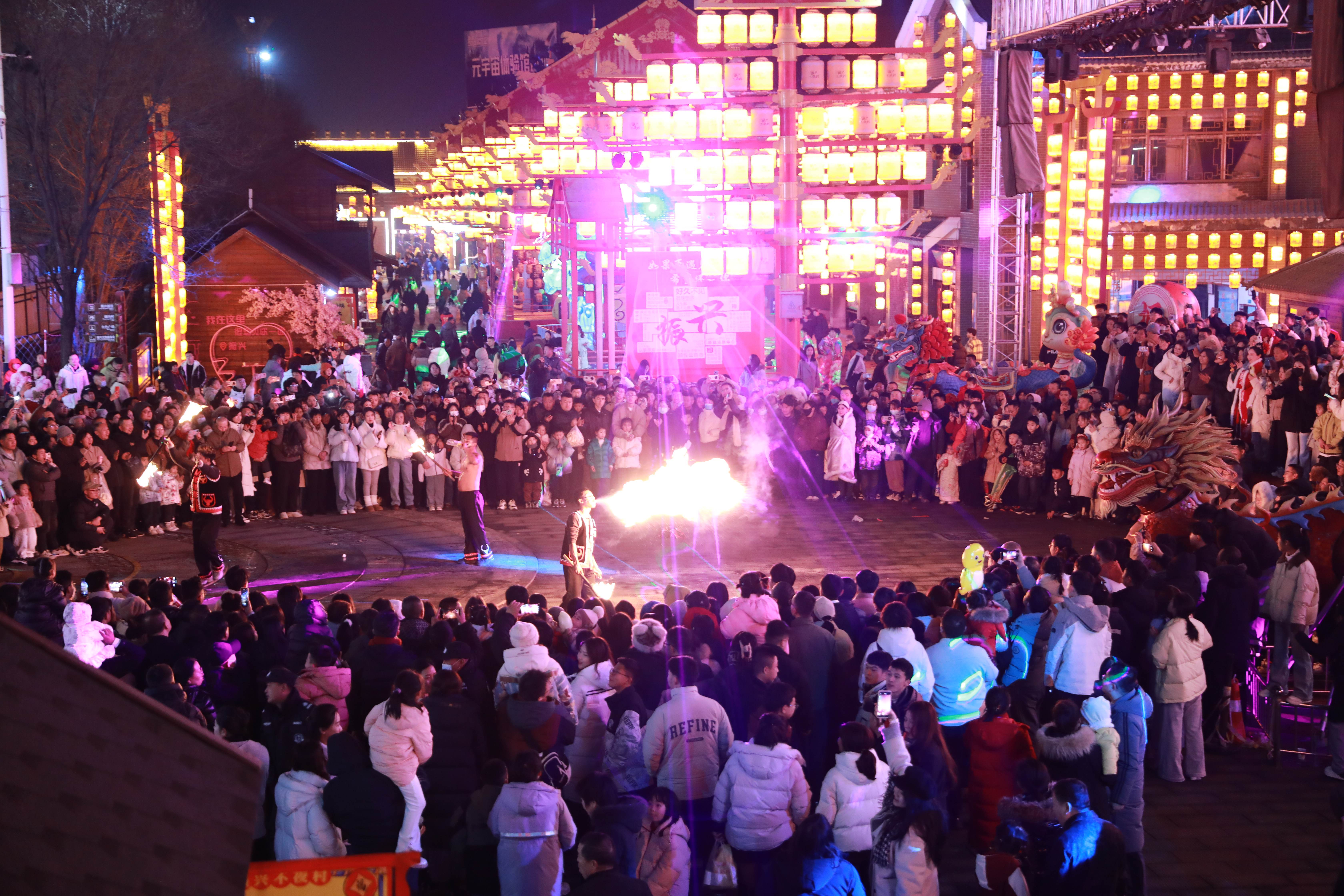 夜晚的振興小鎮同樣精彩紛呈。圖片由振興小鎮提供